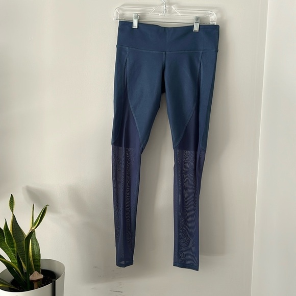 Alo yoga mesh leggings - Picture 2 of 4